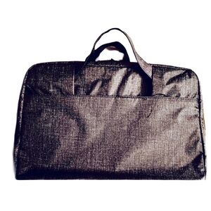 NIP!  Thirty-One Charcoal Crosshatch Gray Small Laptop Sleeve Bag with handle.